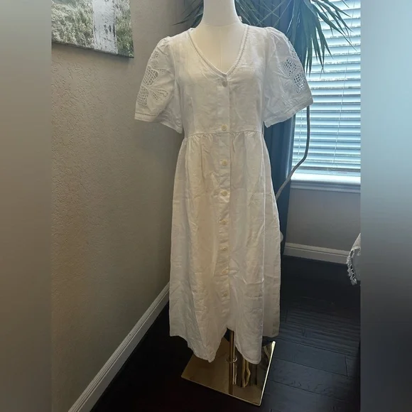 Madewell - Cassie Button-Front Midi Dress in Linen - Picture 5 of 12